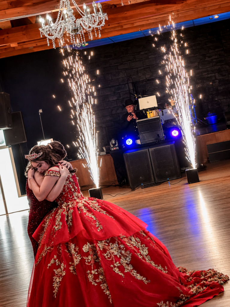 HALO Entertainment Services Cold Sparklers Effect